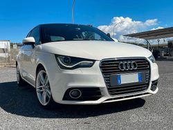 Bianco Usata 2014 Audi A1 Ambition Due volumi | 11.900 € (Buon prezzo)