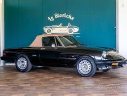 Nero(met.) Usata 1986 Alfa Romeo Spider Cabrio | 17.900 €