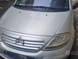 Grigio Usata 2003 Citroën C3 Due volumi | 2000 € (Buon prezzo)