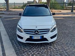 Bianco Usata 2017 Mercedes B200 Monovolume | 12.999 € (Buon prezzo)