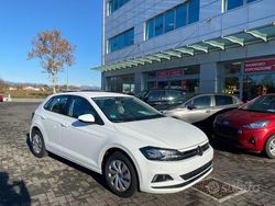 Bianco Usata 2021 VW Polo Tre volumi | 13.800 € (Buon prezzo)