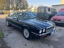 Blu Usata 1995 Daimler Double Six Serie 1 Tre volumi | 16.000 €
