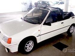 Bianco Usata 1989 Peugeot 205 Cabrio | 5400 €