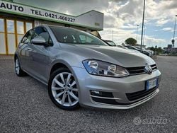 Grigio Usata 2016 VW Golf VII Highline Tre volumi | 11.900 € (Buon prezzo)