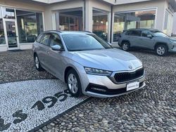 Argento Usata 2023 Skoda Octavia Executive Station wagon | 22.500 € (Buon prezzo)