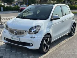 Bianco Usata 2018 Smart ForFour Passion Due volumi | 12.800 € (Buon prezzo)