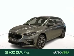 Grigio pastello Nuova 2024 Skoda Scala Selection Due volumi | 25.400 € (Buon prezzo)