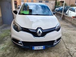 Usata 2015 Renault Captur SUV | 6500 €