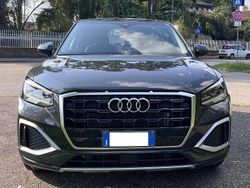 Grigio Usata 2024 Audi Q2 Admired SUV | 33.500 € (Molto cara)