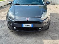 Grigio Usata 2017 Fiat Punto Due volumi | 8800 € (Molto cara)