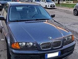 Grigio Usata 2000 BMW 320 Tre volumi | 2599 € (Buon prezzo)
