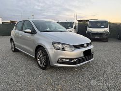 Grigio Usata 2017 VW Polo Tre volumi | 7950 € (Buon prezzo)