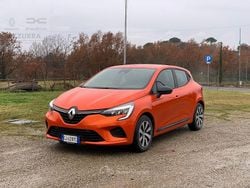 Arancione Usata 2022 Renault Clio V Equilibre Tre volumi | 15.500 € (Super prezzo)