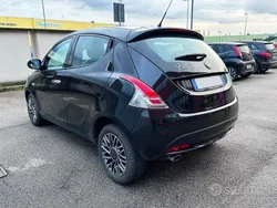 Nero Usata 2016 Lancia Ypsilon Gold Due volumi | 7999 € (Buon prezzo)
