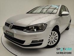 Grigio Usata 2016 VW Golf VII Trendline Tre volumi | 11.486 € (Buon prezzo)