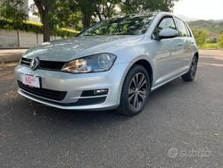 Grigio Usata 2016 VW Golf VII Comfortline Tre volumi | 12.500 € (Ottimo prezzo)