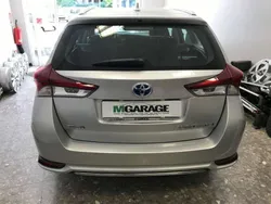 Grigio Usata 2018 Toyota Auris Hybrid Business Edition Station wagon | 14.900 € (Cara)