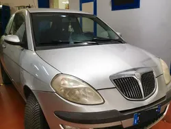 Usata 2004 Lancia Ypsilon Due volumi | 1000 € (Buon prezzo)