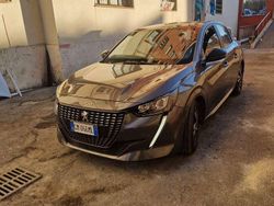 Usata 2023 Peugeot 208 Active Due volumi | 12.900 € (Ottimo prezzo)