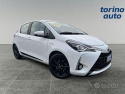 Bianco Usata 2019 Toyota Yaris Hybrid Style Tre volumi | 14.890 € (Buon prezzo)