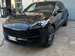 Nero Usata 2020 Porsche Macan SUV | 60.000 € (Buon prezzo)