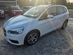Bianco pastello Usata 2017 BMW 220 Active Tourer Luxury Line Monovolume | 13.500 €