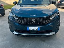 Blu Usata 2023 Peugeot 3008 Tre volumi | 25.998 € (Buon prezzo)