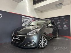 Usata 2017 Peugeot 208 Allure Due volumi | 10.100 € (Cara)