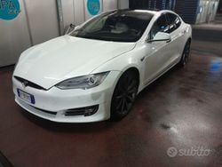 Bianco Usata 2015 Tesla Model S Due volumi | 35.000 €