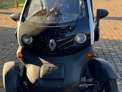 Nero Usata 2017 Renault Twizy Due volumi | 2300 €