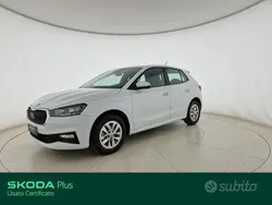 Bianco luna metallizzato Usata 2024 Skoda Fabia Selection Tre volumi | 15.400 € (Buon prezzo)