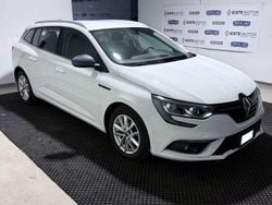 Bianco Usata 2019 Renault Mégane GrandTour Business Station wagon | 9900 € (Buon prezzo)