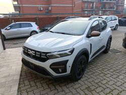 Rosso Usata 2024 Dacia Sandero Extreme Due volumi | 18.100 € (Cara)