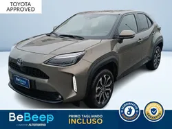 Bronzo metallizzato Usata 2022 Toyota Yaris Hybrid Trend | 21.500 € (Buon prezzo)