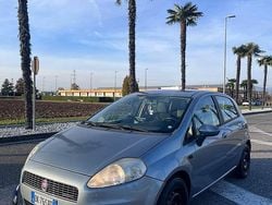 Grigio Usata 2007 Fiat Grande Punto Active Due volumi | 2200 € (Buon prezzo)