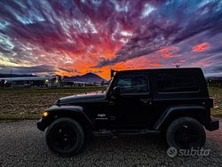 Nero Usata 2009 Jeep Wrangler Sahara SUV | 21.999 € (Buon prezzo)