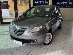 Grigio Usata 2014 Lancia Ypsilon Gold Due volumi | 6499 € (Buon prezzo)