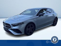 Grigio metallizzato Nuova 2025 Mercedes A180 Advanced Plus Tre volumi | 38.200 € (Buon prezzo)