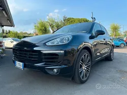 Usata 2015 Porsche Cayenne SUV | 28.500 € (Buon prezzo)
