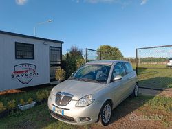 Grigio Usata 2008 Lancia Ypsilon Due volumi | 2700 € (Buon prezzo)