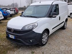 Bianco Usata 2016 Fiat Doblò Monovolume | 8900 € (Buon prezzo)