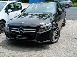 Usata 2017 Mercedes C180 Business Tre volumi | 18.500 € (Cara)
