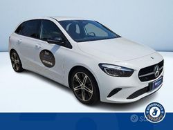 Bianco Usata 2023 Mercedes B180 Advanced Monovolume | 31.800 € (Cara)
