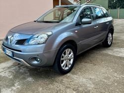 Usata 2009 Renault Koleos SUV | 4999 € (Buon prezzo)