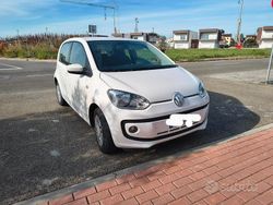 Bianco Usata 2014 VW up! Move Due volumi | 5200 € (Buon prezzo)