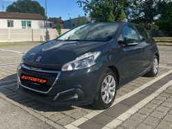 Nero Usata 2019 Peugeot 208 Access Due volumi | 8690 € (Ottimo prezzo)