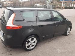 Usata 2009 Renault Grand Scénic Monovolume | 2200 €