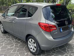 Grigio Usata 2012 Opel Meriva Cosmo Monovolume | 4500 € (Buon prezzo)
