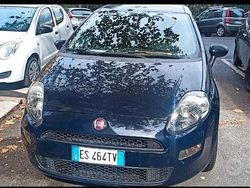 Blu Usata 2013 Fiat Punto Easy Tre volumi | 4600 € (Buon prezzo)
