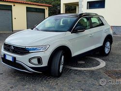 Beige Usata 2023 VW T-Roc Life SUV | 21.500 € (Ottimo prezzo)